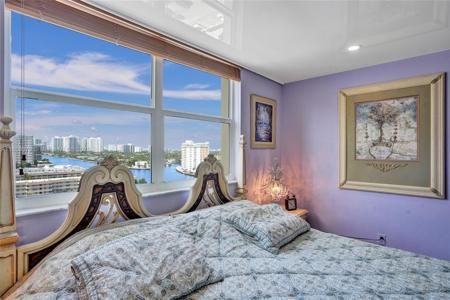 1833 S Ocean Dr