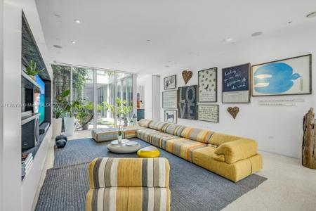 1665 Alton Rd Unit 111