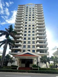 6422 Collins Ave