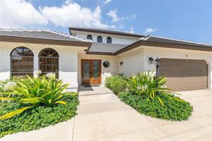 150 Lucina Dr