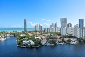 19667 Turnberry Way Unit 19B