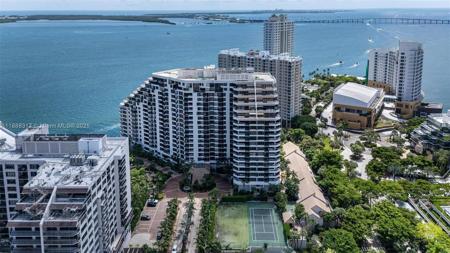 520 Brickell Key Dr