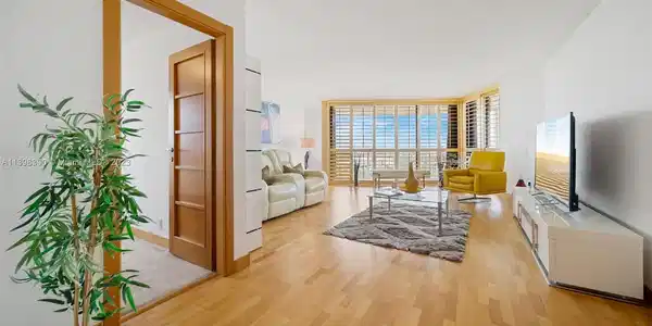 4000 Towerside Ter Unit 2311