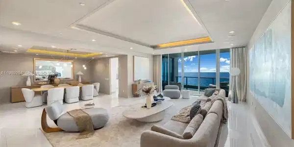 5959 Collins Ave