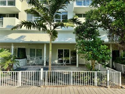 1500 Bay Rd