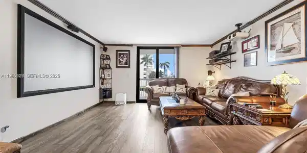 1500 S Ocean Dr