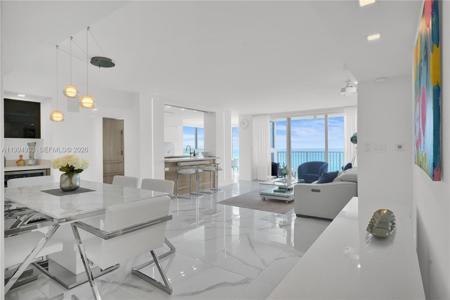 2655 Collins Ave