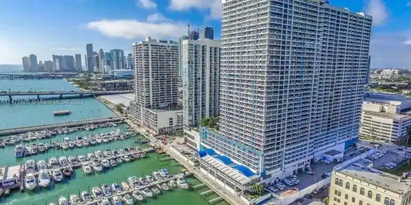 1717 NE Bayshore Dr