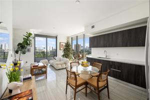2960 NE 207th St Unit 817