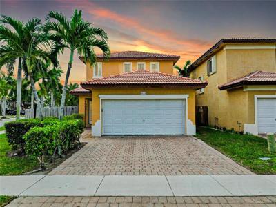 4114 NE 25th Ct