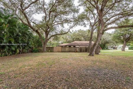 1629 Sunkist Way