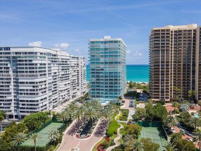 10101 Collins Ave