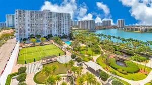 2851 NE 183rd St Unit 108E
