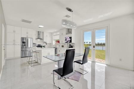 557 SE 37th Place