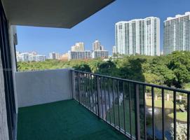 18181 NE 31st Ct Unit 706
