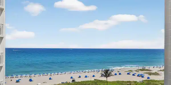 3000 N Ocean