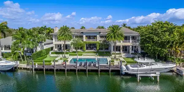 550 Marquesa Dr