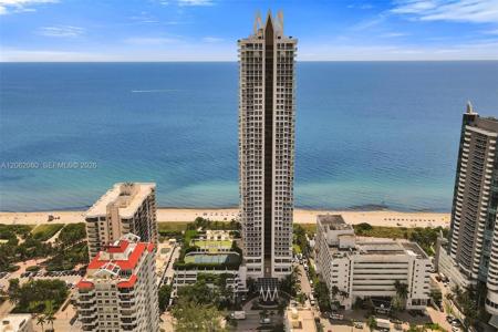 6365 Collins Ave