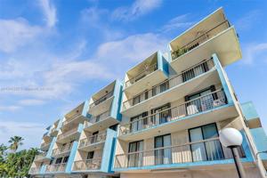 8100 Byron Ave Unit 204
