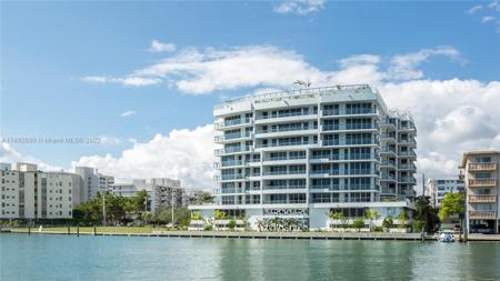 9261 E Bay Harbor Dr