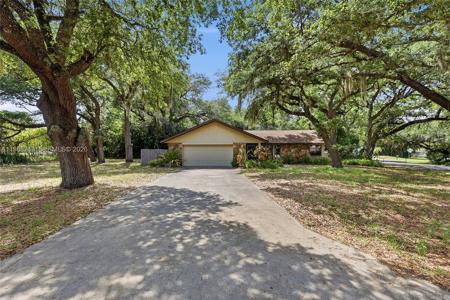 1625 Sunkist Way