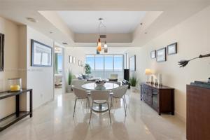 100 S Pointe Dr