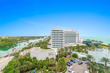 4401 COLLINS AVE