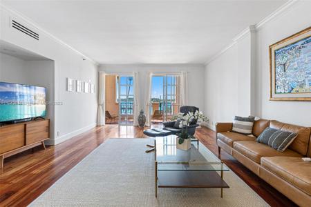 2132 Fisher Island Dr