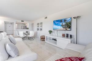 20379 W Country Club Dr Unit 1133