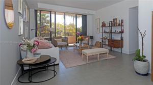 151 Crandon Blvd Unit 208