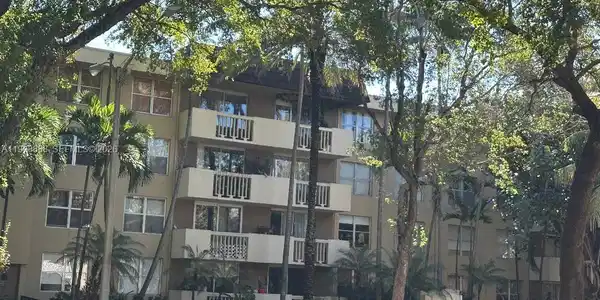 1800 Sans Souci Blvd