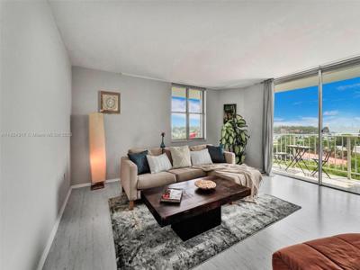 6900 E Bay Dr Unit 5D