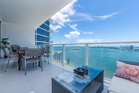2020 N Bayshore Dr