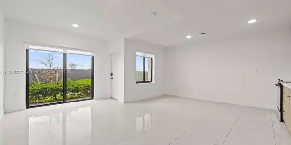 26126 SW 146 CT
