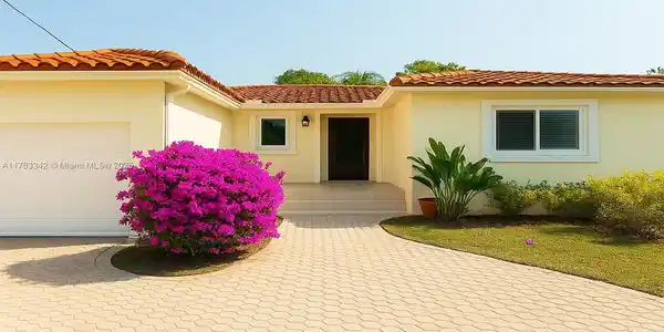 9457 Carlyle Ave-open house