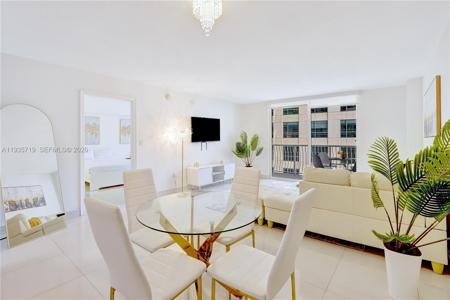 1200 Brickell Bay Dr