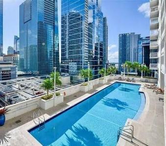 1200 Brickell Bay Dr