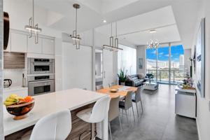 3029 NE 188th St Unit 814