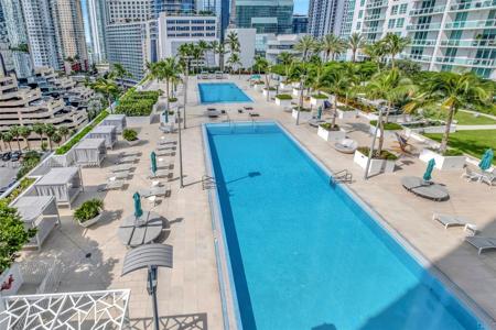 950 Brickell Bay Dr