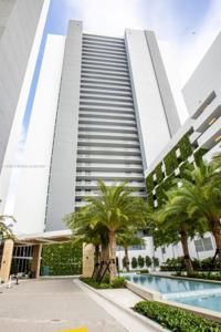 16385 Biscayne Blvd Unit 403