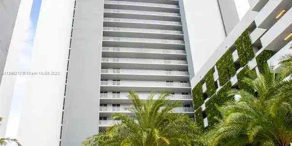 16385 Biscayne Blvd Unit 403