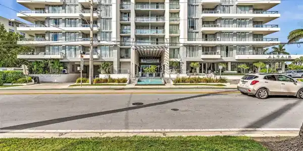 9540 W Bay Harbor Dr