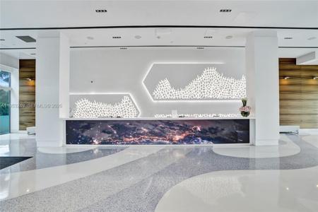 650 West Ave
