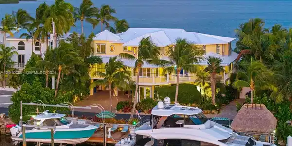 545 Ocean Cay Dr