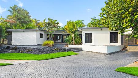 2112 Manatee
