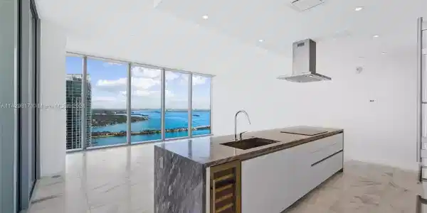 700 NE 26th Terrace