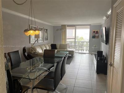 1893 S Ocean Dr