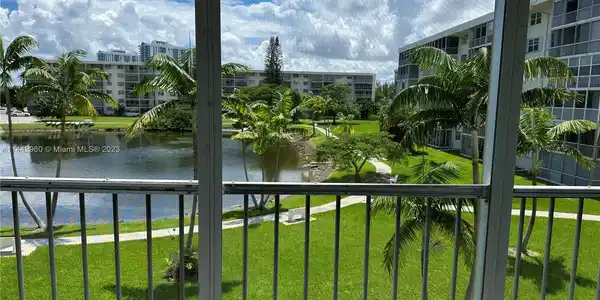 2855 Leonard Dr Unit H311
