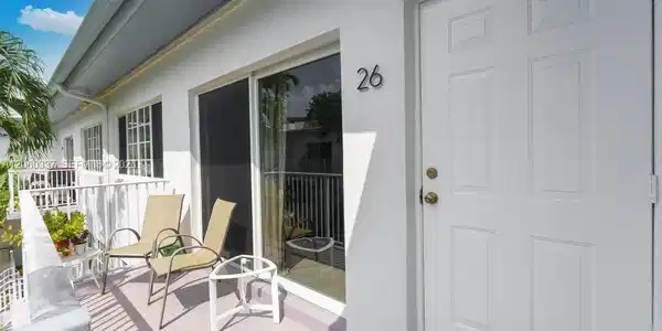 9280 Bay Harbor Ter
