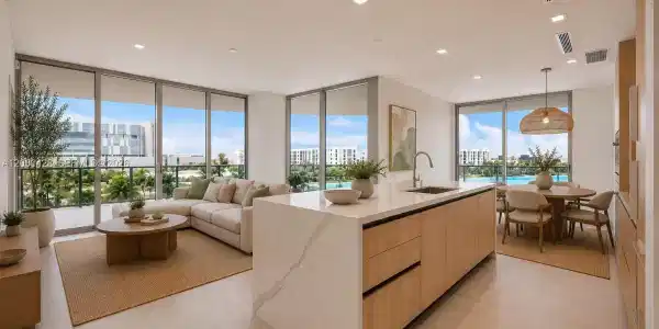 2411 Laguna Circle